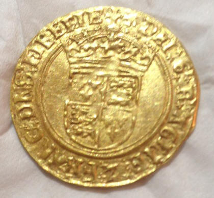 Gold coin found in Hemel Hempstead park sold for over 2000